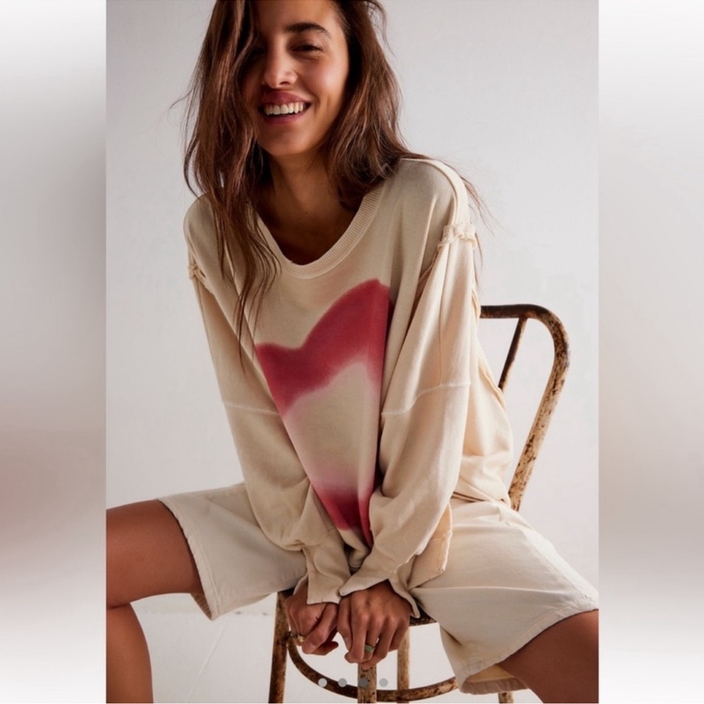 Free People Graphic Camden